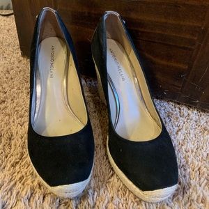 Antonio Melani wedges